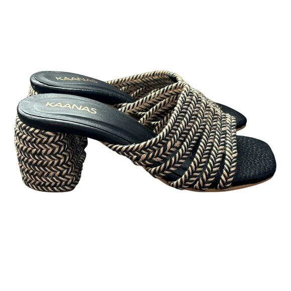 Kaanas Jakarta Mule Sandal - size 6 - Picture 1 of 6